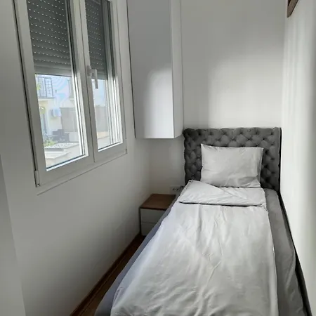 Benny U Srcu Vracara Belgrade